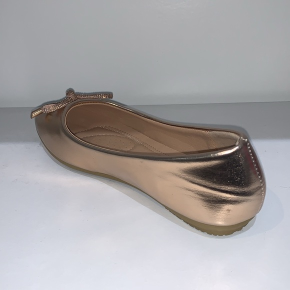 ROSE GOLD SPARKLY BOW FLATS - Picture 7 of 7